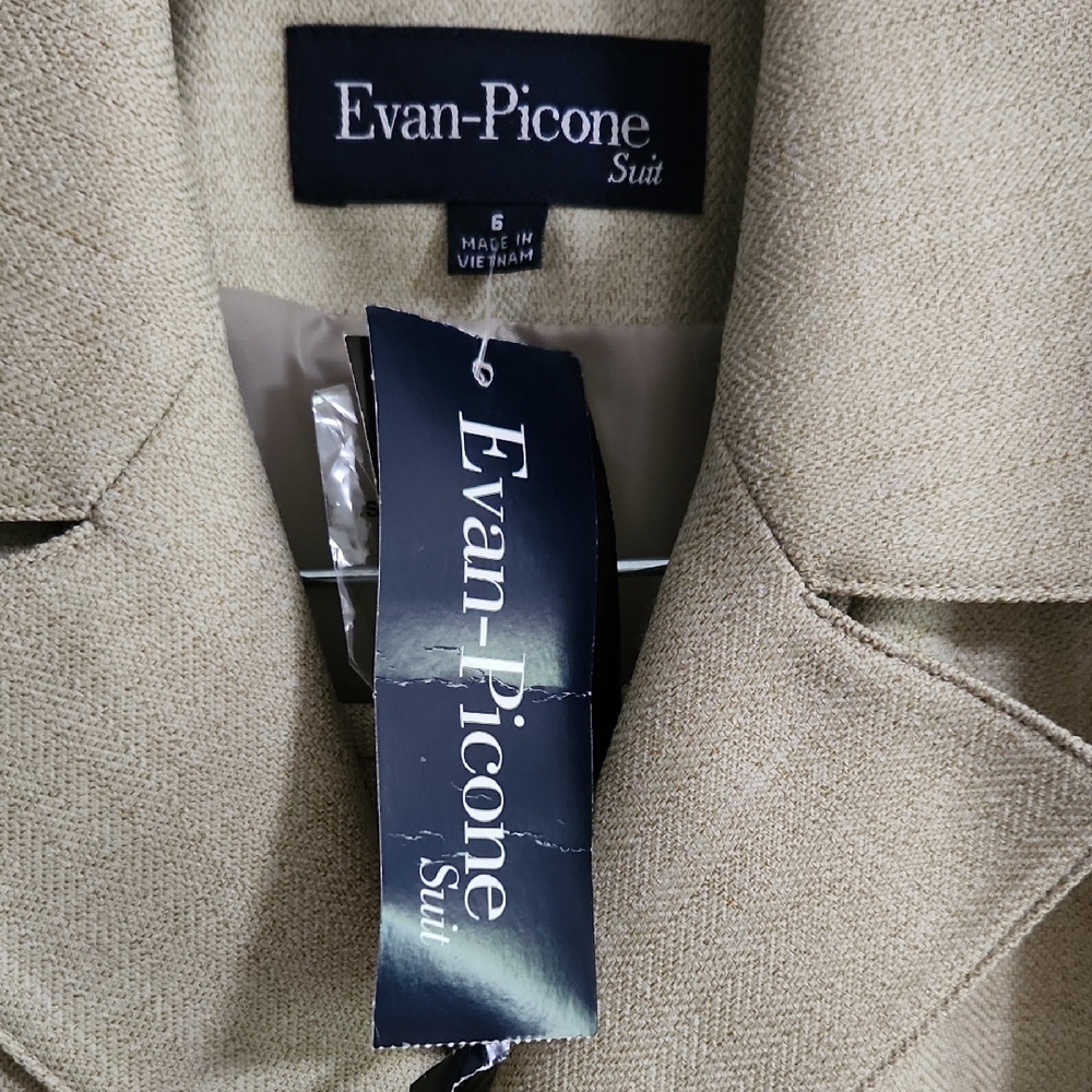 Evan Picone Cream Blazer Classic Tailored Style - Picture 2 of 8